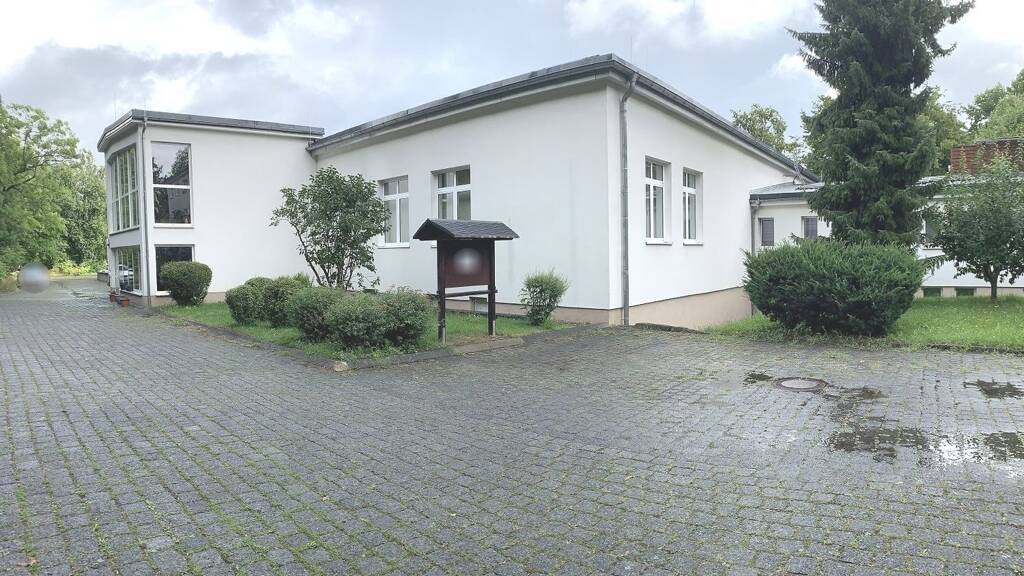 Gewerbeobjekt zum Kauf als Kapitalanlage geeignet 1.250.000 € 24 Zimmer 3.492,4 m² 10.259 m² Grundstück Döbeln 04720