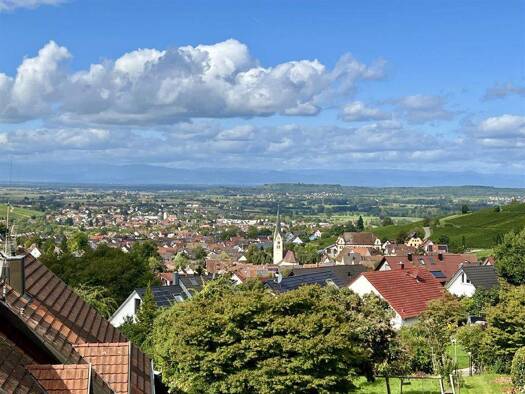 Einfamilienhaus zum Kauf 1.250.000 € 10 Zimmer 260 m² 1.429 m² Grundstück Ebringen 79285