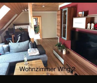Wohnung zur Miete 750 € 3 Zimmer 100 m² Geschoss 1/2 frei ab 02.08.2025 Buch Buch am Wald 91592
