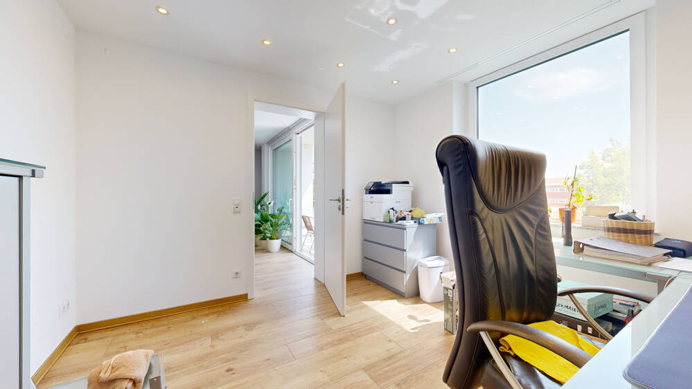 Property thumbnail 16