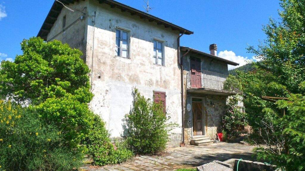 Einfamilienhaus zum Kauf 249.000 € 4 Zimmer 130 m² 900 m² Grundstück Fivizzano 54013