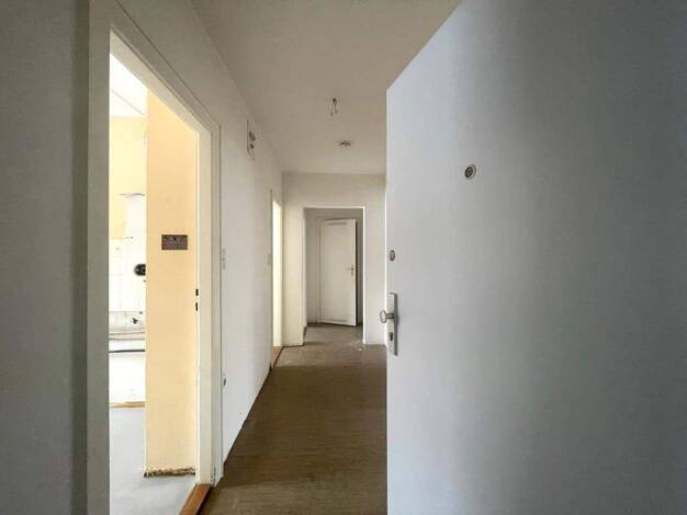 Wohnung zum Kauf provisionsfrei 179.000 € 2,5 Zimmer 72,1 m² EG Charles-Roß-Ring 56 Wik Kiel 24106