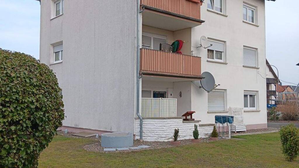 Mehrfamilienhaus zum Kauf 379.000 € 9 Zimmer 210 m² 665 m² Grundstück Michelau Michelau in Oberfranken 96247