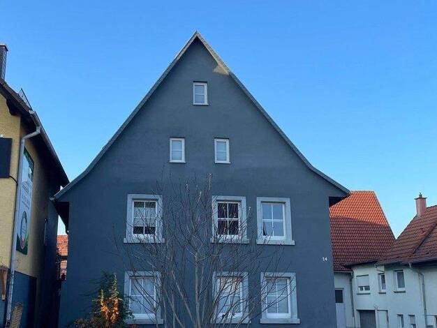 Einfamilienhaus zum Kauf provisionsfrei 700.000 € 8 Zimmer 263 m² 989 m² Grundstück Wössingen Walzbachtal 75045