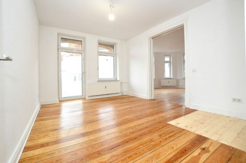 Wohnung zur Miete 700 € 3 Zimmer 88 m²<br/>Wohnfläche ab sofort<br/>Verfügbarkeit Vinetaplatz Gaarden - Ost Bezirk 2 Kiel 24143