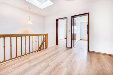Reihenmittelhaus zum Kauf 465.000 € 4 Zimmer 119,3 m² 227 m² Grundstück Veitshöchheim Veitshöchheim 97209