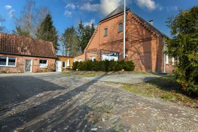 Einfamilienhaus zum Kauf 440.000 € 336 m² 4.949 m² Grundstück Hittbergen Hittbergen 21522