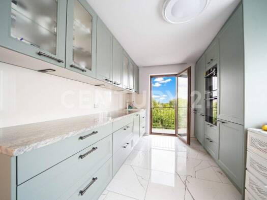 Wohnung zum Kauf 226.000 € 4 Zimmer 95 m² 1. Geschoss frei ab sofort Mochenwangen 88284