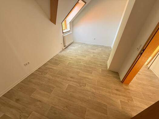 Wohnung zur Miete 360 € 2 Zimmer 45,5 m² 1. Geschoss frei ab sofort Bad Lauchstädt Bad Lauchstädt 06246