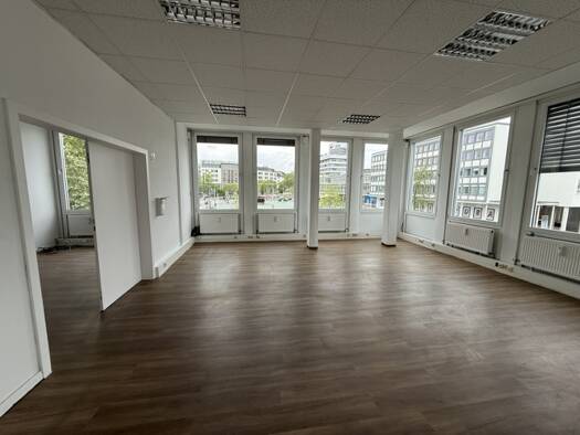 Bürogebäude zur Miete 1.700 € Bahnhofsplatz 3 Mitte Mitte 34117