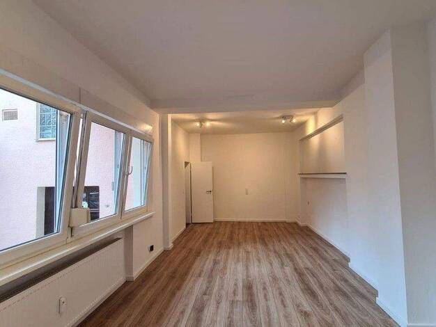 Wohnung zur Miete 1.000 € 3 Zimmer 80 m² EG frei ab 01.05.2026 Wormser Straße 24 Nackenheim 55299