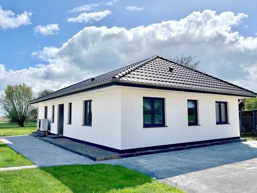 Bungalow zum Kauf 349.000 € 4 Zimmer 117 m² 1.518 m² Grundstück Fahrenhaupt Marlow 18337