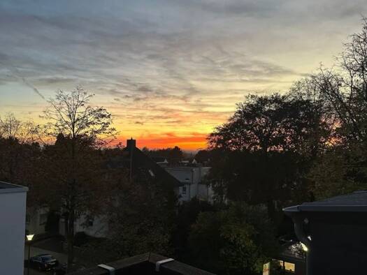 Penthouse zur Miete 1.200 € 4,5 Zimmer 89 m² Geschoss 2/2 frei ab 01.12.2025 Haan 42781