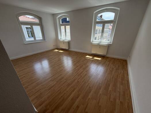 Wohnung zur Miete 315 € 2 Zimmer 57,3 m² 2. Geschoss frei ab sofort Zittau 02763