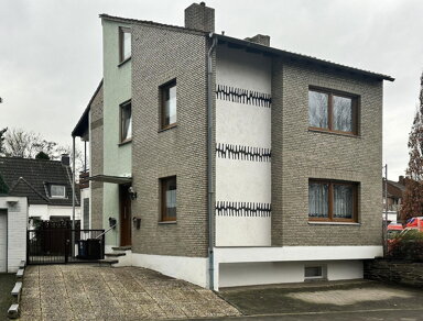 Mehrfamilienhaus zum Kauf provisionsfrei 329.000 € 6 Zimmer 140 m² 231 m² Grundstück Mülfort Mönchengladbach 41238