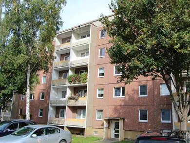 Wohnung zur Miete 408 € 3 Zimmer 68 m² 3. Geschoss frei ab 01.08.2025 Gera 07549