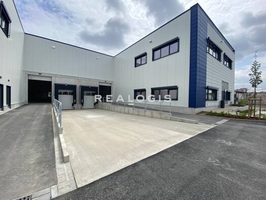 Halle/Industriefläche zur Miete provisionsfrei 8.300 m² Lagerfläche teilbar ab 1.100 m² Untermeiderich Duisburg 47137