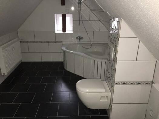 Wohnung zur Miete 620 € 3 Zimmer 72 m² Dachgeschoss frei ab sofort Hannoversche Str. Weende Göttingen 37077