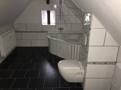 Wohnung zur Miete 700 € 3 Zimmer 72 m² Dachgeschoss frei ab sofort Hannoversche Str. Weende Göttingen 37077