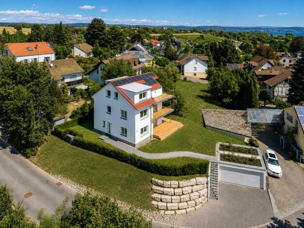 Einfamilienhaus zum Kauf provisionsfrei 1.350.000 € 8 Zimmer 205 m² 547 m² Grundstück Gaienhofen Gaienhofen 78343