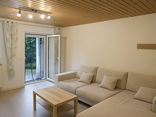 Wohnung zur Miete Wohnen auf Zeit 950 € 2 Zimmer 50 m² frei ab sofort Brockenbergstr. 1 Holzgerlingen 71088