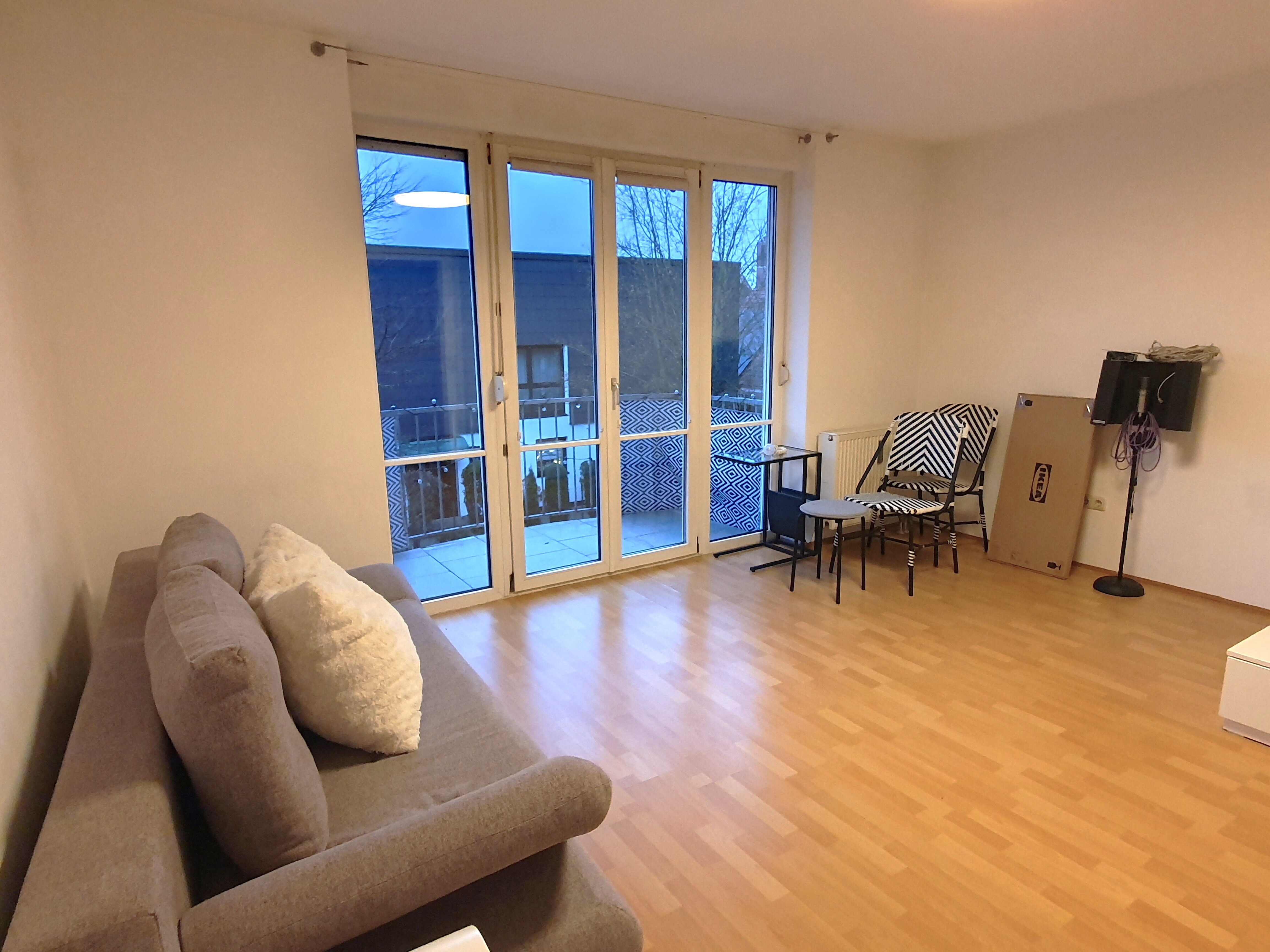 Wohnung zur Miete 350 € 1 Zimmer 29 m²<br/>Wohnfläche 1.<br/>Geschoss 01.01.2025<br/>Verfügbarkeit Kornburg / Worzeldorf Nürnberg 90455