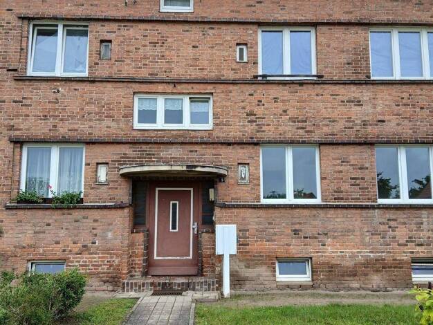 Wohnung zur Miete 475 € 3 Zimmer 52 m² 1. Geschoss frei ab sofort Werlestraße 1 Güstrow 18273