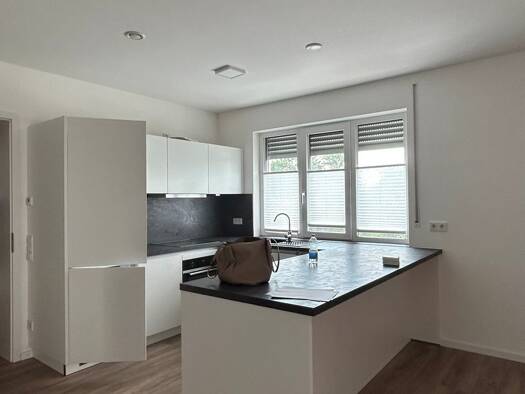 WG-Zimmer zur Miete 1.050 € 100,4 m² frei ab sofort Simbach Simbach a.Inn 84359