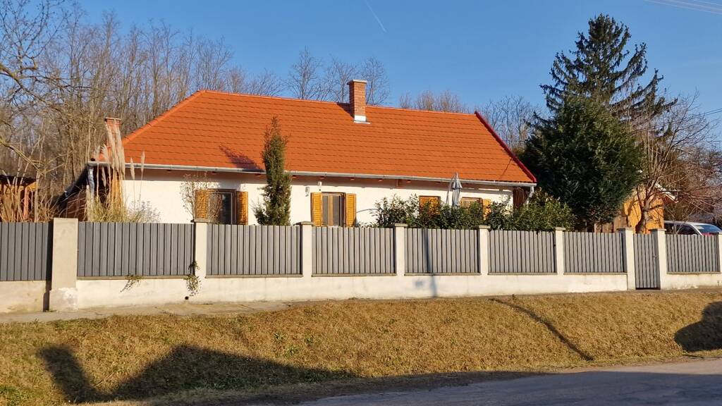 Einfamilienhaus zum Kauf 139.000 € 4,5 Zimmer 95 m² 9.800 m² Grundstück Nagyszakácsi 8739