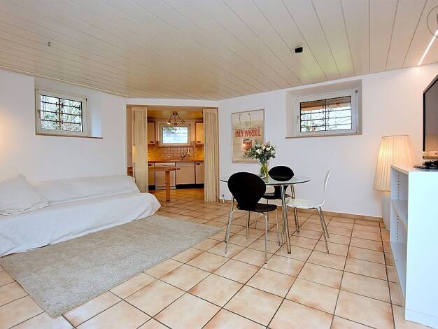 Wohnung zur Miete auf Zeit 960 € 2 Zimmer 70 m² frei ab 09.04.2026 Ost Stuttgart 70184