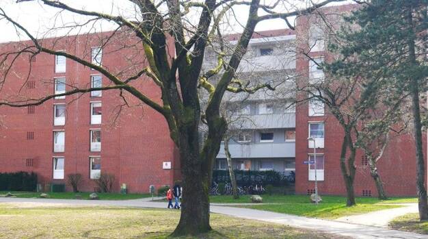 Wohnung zur Miete 655 € 3 Zimmer 70,8 m² 7. Geschoss frei ab 22.07.2025 Alfred-Delp-Straße 14 Kaltenmoor Lüneburg 21337