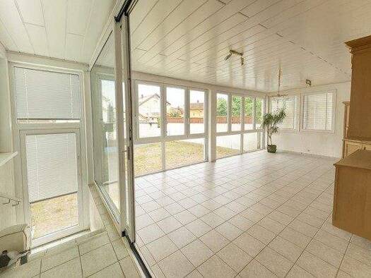 Wohnung zum Kauf 350.000 € 4,5 Zimmer 132,1 m² EG frei ab sofort Kirrlach Waghäusel 68753