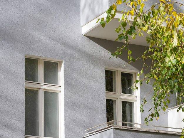 Wohnung zum Kauf 279.000 € 2 Zimmer 74,2 m² 4. Geschoss Driesener Straße 29 Prenzlauer Berg Berlin 10439
