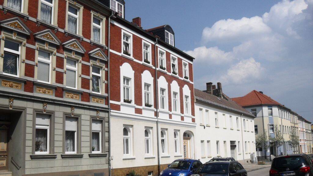 Terrassenwohnung zum Kauf provisionsfrei 64.000 € 2 Zimmer 70,5 m² frei ab sofort Schifferstraße 32 Roßlau Dessau-Roßlau 06862