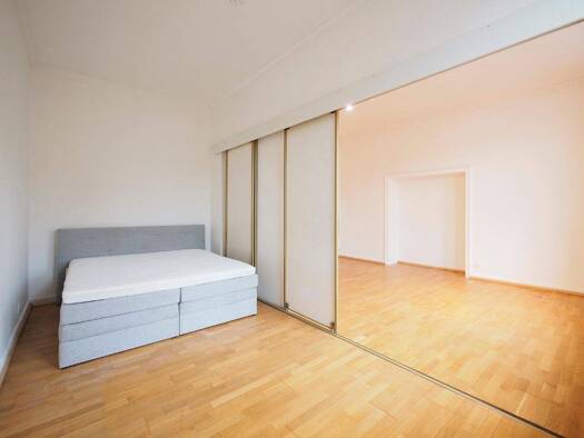 Wohnung zur Miete 550 € 2 Zimmer 75 m² Sulzbach 66280