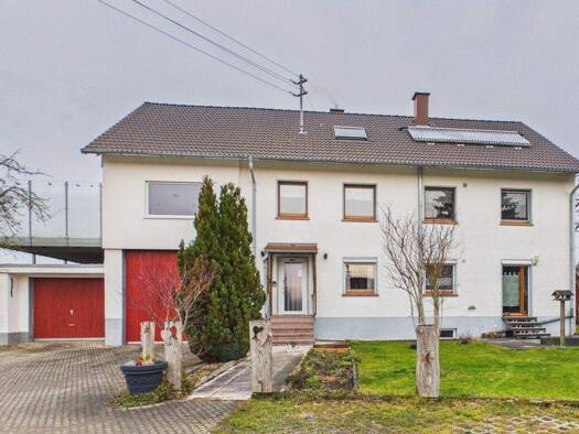 Mehrfamilienhaus zum Kauf 389.000 € 11 Zimmer 264 m² 1.236 m² Grundstück Sulgen Schramberg 78713
