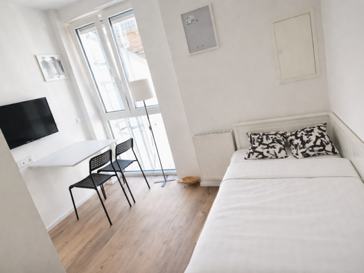 Wohnung zur Miete 690 € 15 m² 1. Geschoss frei ab 01.05.2026 Neckartstr. 140/2 Ost Stuttgart 70190