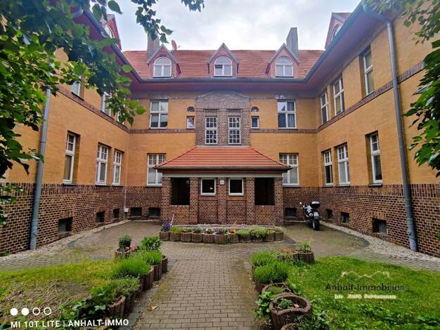 Wohnung zum Kauf 75.000 € 2 Zimmer 59,4 m² 3. Geschoss Griesheimstraße 7 Bitterfeld 06749