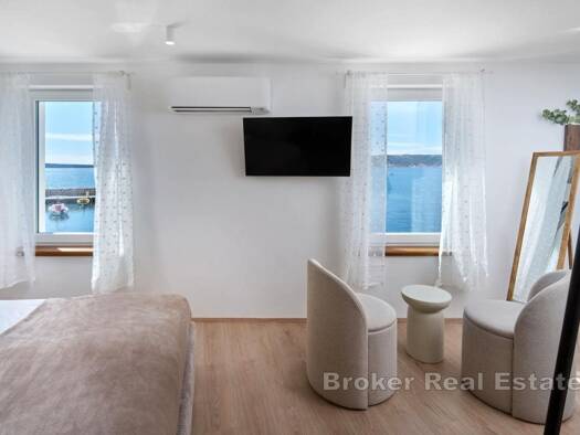 Haus zum Kauf 1.250.000 € 180 m² 98 m² Grundstück Kastel Novi