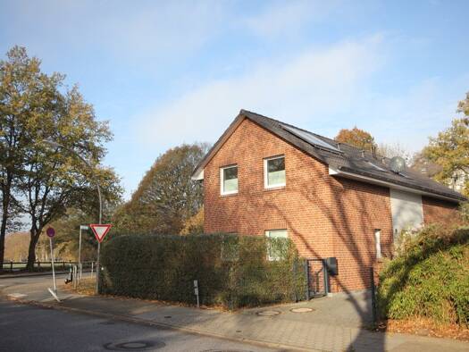 Einfamilienhaus zum Kauf 898.000 € 7 Zimmer 151,2 m² 948 m² Grundstück Iserbrook Hamburg / Iserbrook 22589