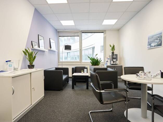 Bürofläche zur Miete provisionsfrei 4.550 € 700 m² Bürofläche Stresemannallee Hammfeld Neuss 41460