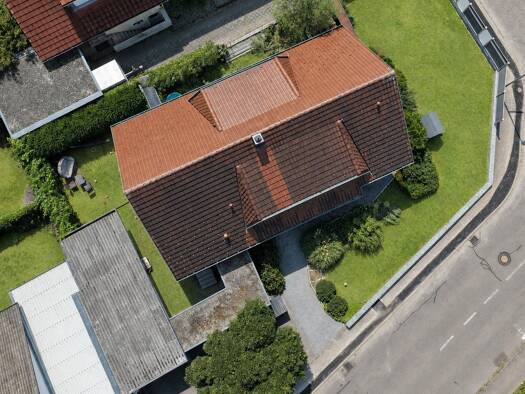 Einfamilienhaus zum Kauf 680.000 € 8,5 Zimmer 197 m² 599 m² Grundstück Unterlauchringen Lauchringen 79787