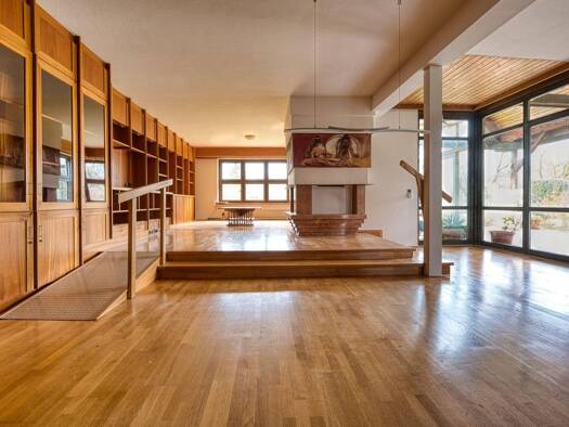 Immobilie in Vöcklabruck - Villa zum Kauf - Vöcklabruck - 599.000 € - 10 Zimmer, 295 m², 1.013 m² Grundstück - Bild 0