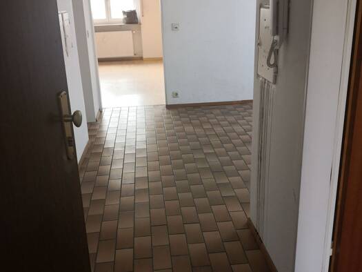 Wohnung zur Miete 610 € 2,5 Zimmer 55 m² Geschoss 2/3 frei ab sofort Stefan-Lochnerstraße 14 Singen Singen (Hohentwiel) 78224
