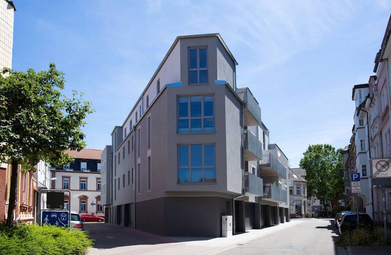 Wohnung zur Miete 1.000 € 3 Zimmer 92,7 m² 2. Geschoss frei ab 01.06.2025 Innenstadt Kaiserslautern 67655