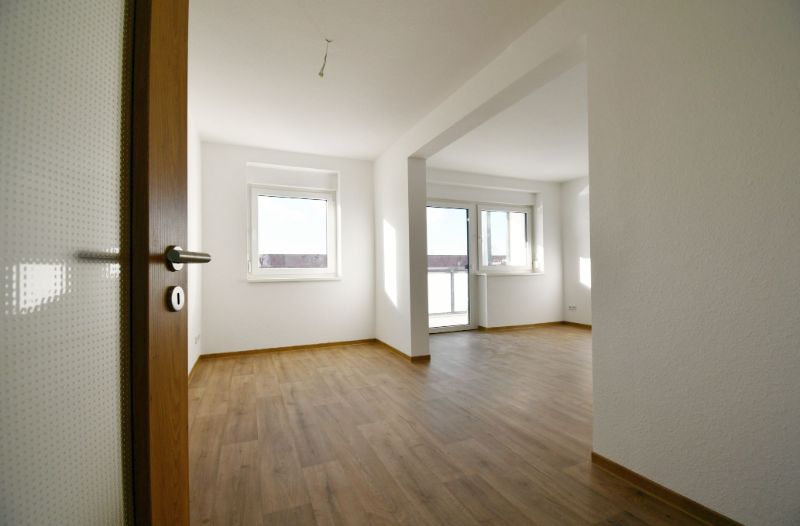 Wohnung zur Miete 646 € 2 Zimmer 68 m²<br/>Wohnfläche 3.<br/>Geschoss 01.01.2025<br/>Verfügbarkeit Dresdner Straße 31 Weida Riesa 01587