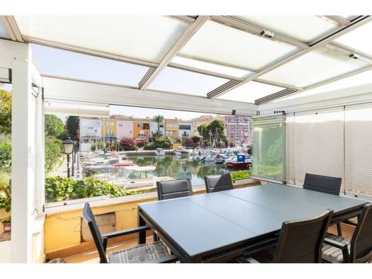 Reihenhaus zum Kauf 695.000 € 5 Zimmer 236 m² >C. Farmaceutico Esteban Andrés > Alboraia / Alboraya 46120