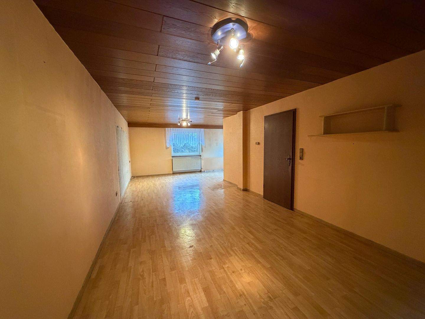 Immobilie in Mücke - Einfamilienhaus in Mücke! Sofort frei! - Bild 1