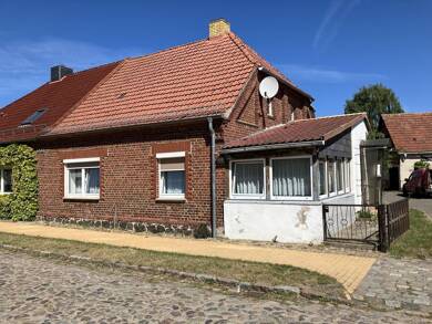 Doppelhaushälfte zum Kauf 65.000 € 4 Zimmer 85 m² 768 m² Grundstück Dargun Dargun 17159