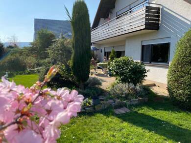 Haus zum Kauf provisionsfrei 529.000 € 5,5 Zimmer 185 m² 776 m² Grundstück frei ab sofort Honigsäckelstraße 18 Ungstein Bad Dürkheim 67098